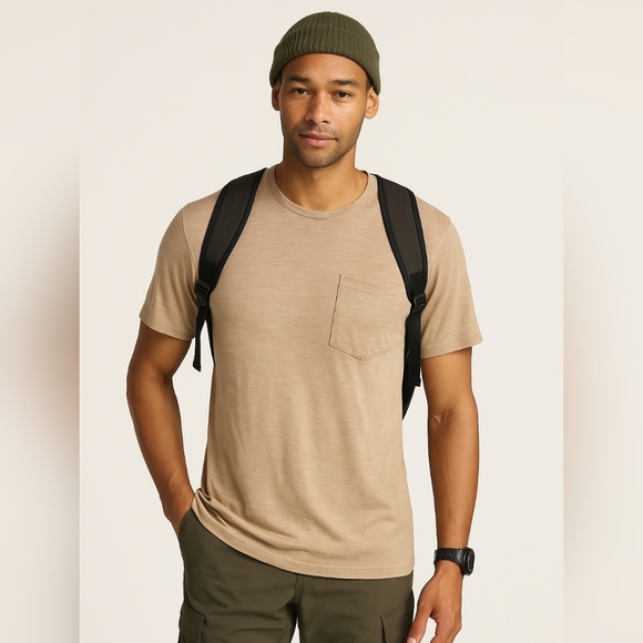Icebreaker Men's Short Sleeve Tshirt Wool Blend Baselayer XL Crew Patch Pocket - Picture 1 of 9